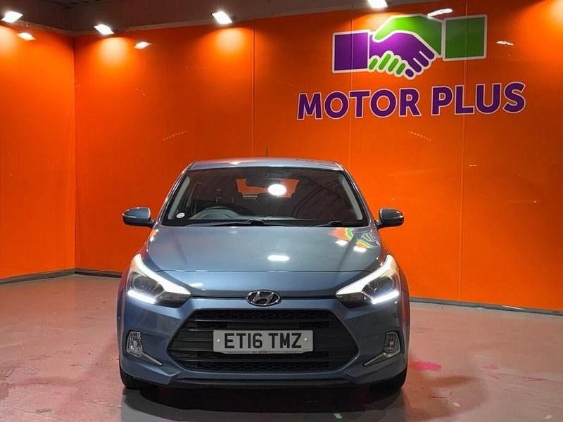 Used Hyundai i20 SE 84 HP (61 kW) 2016 Blue Coupe