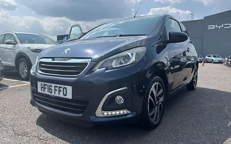 Used Peugeot 108 Allure 82 HP (60 kW) 2018 Hatchback