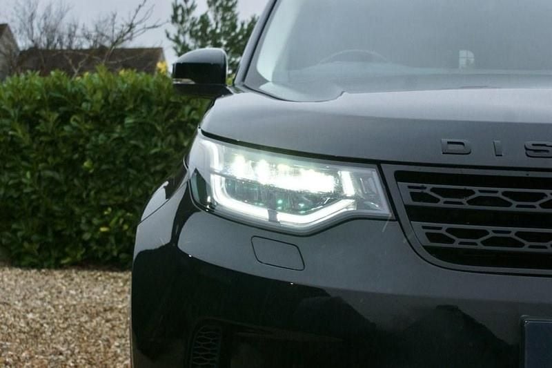 Used Land Rover Discovery 5 HSE 258 HP (189 kW) 2018 Black SUV