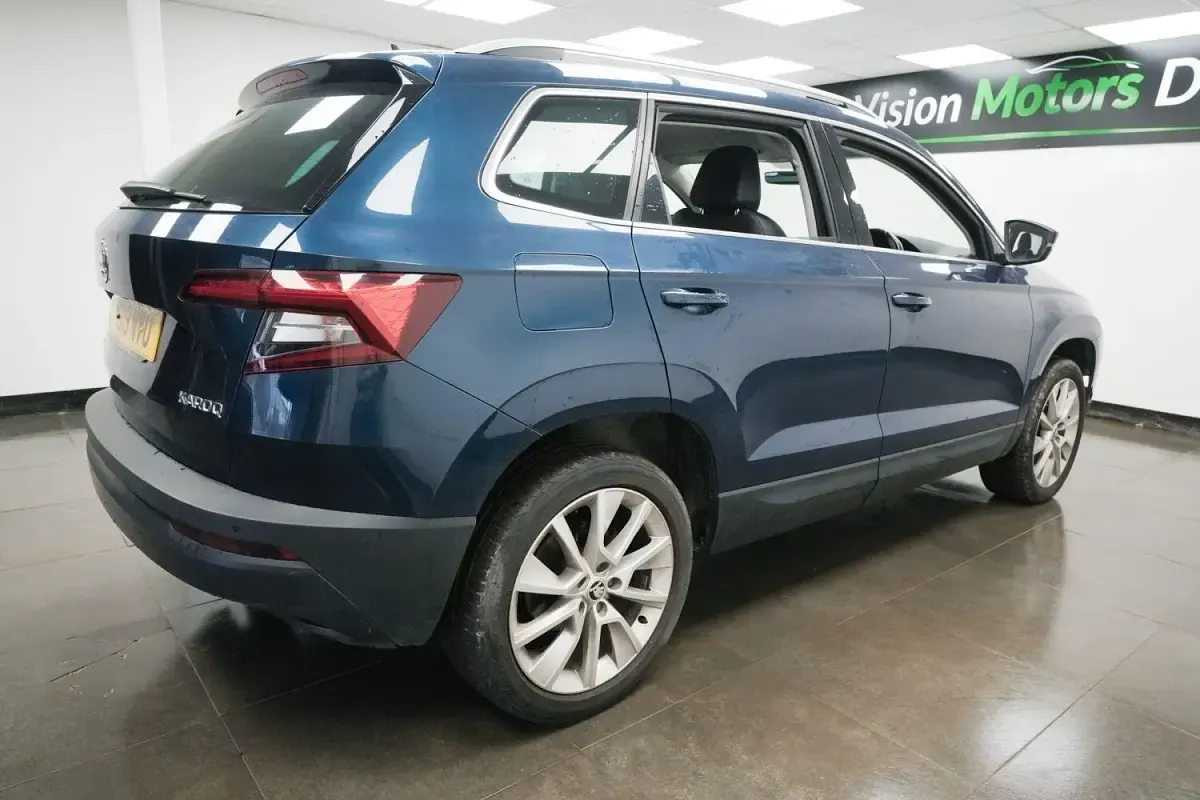 Used Skoda Karoq SE L 150 HP (110 kW) 2019 Blue SUV