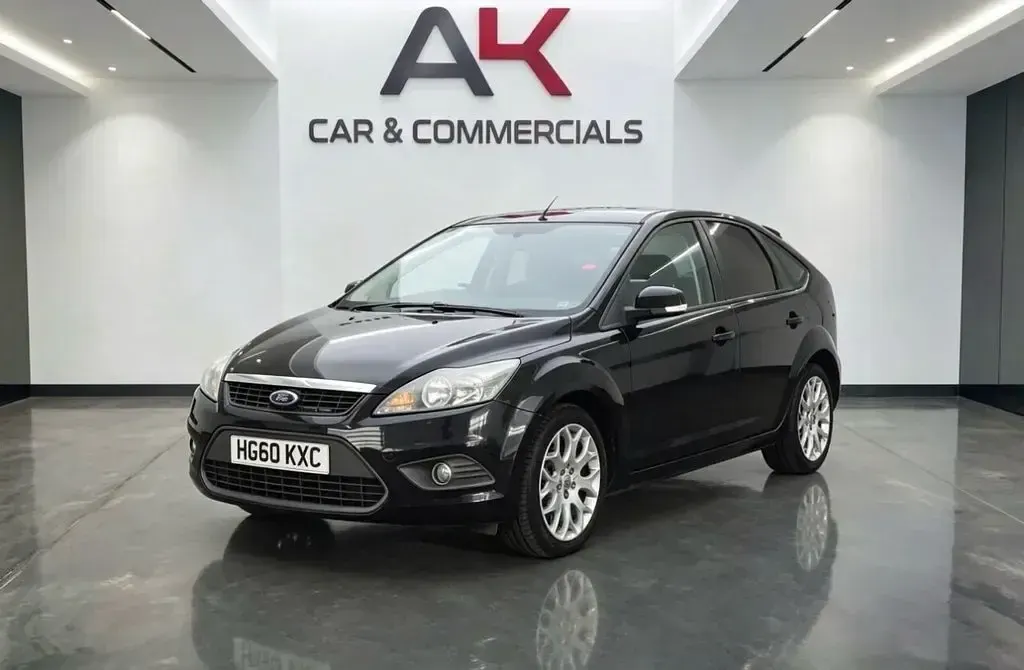 Used Ford Focus Zetec 99 HP (72 kW) 2010 Black Hatchback