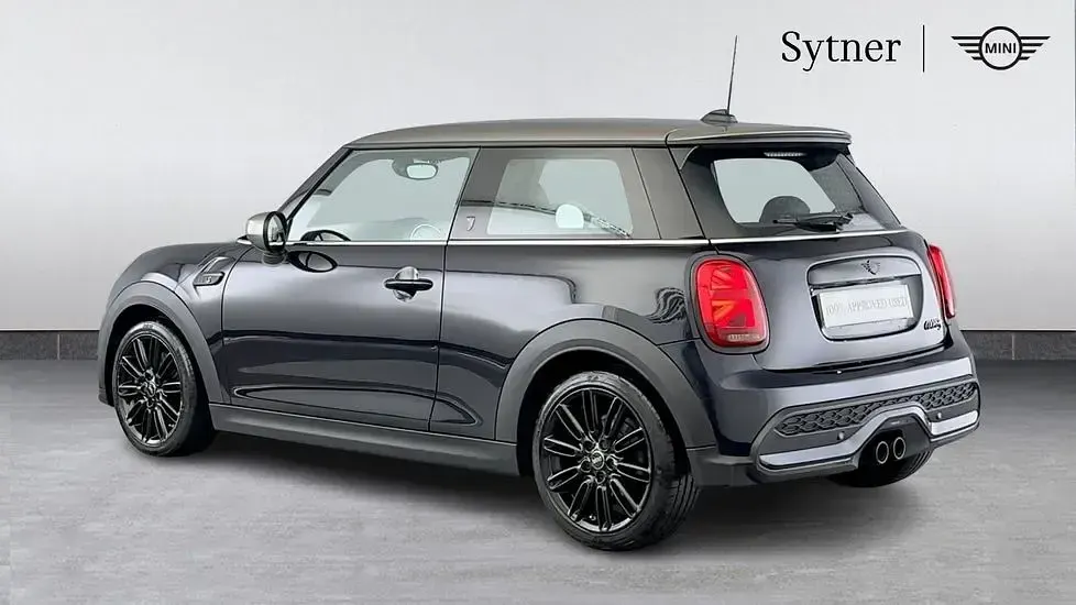 Used Mini Cooper S Exclusive 176 HP (129 kW) 2022 Black Hatchback