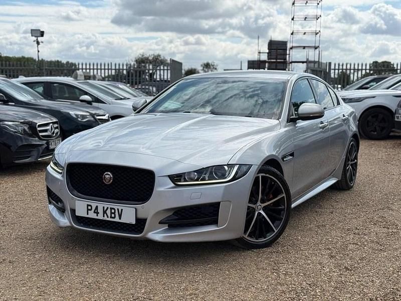 Used Jaguar XE R-Sport 180 HP (132 kW) 2016 Silver Sedan