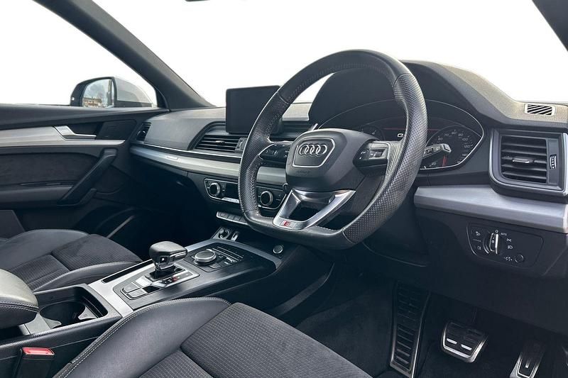 Used Audi Q5 S-Line 190 HP (139 kW) 2018 Silver SUV