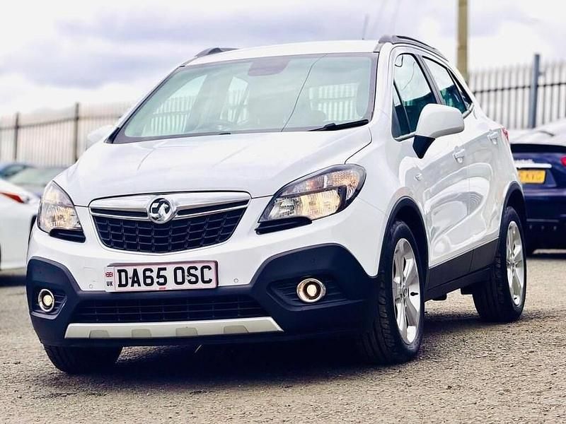 Used Vauxhall Mokka 140 HP (102 kW) 2015 White SUV