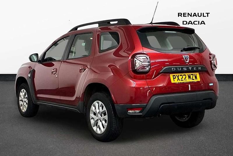 Used Dacia Duster Comfort 99 HP (72 kW) 2022 Red SUV