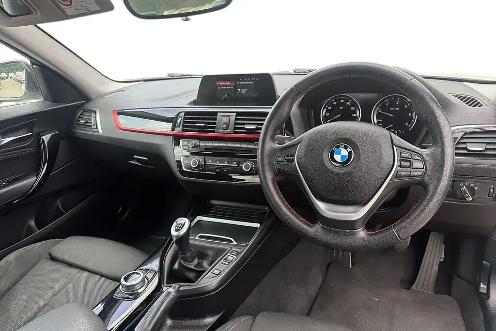 Used BMW 218 Sport Line 150 HP (110 kW) 2017 White Coupe