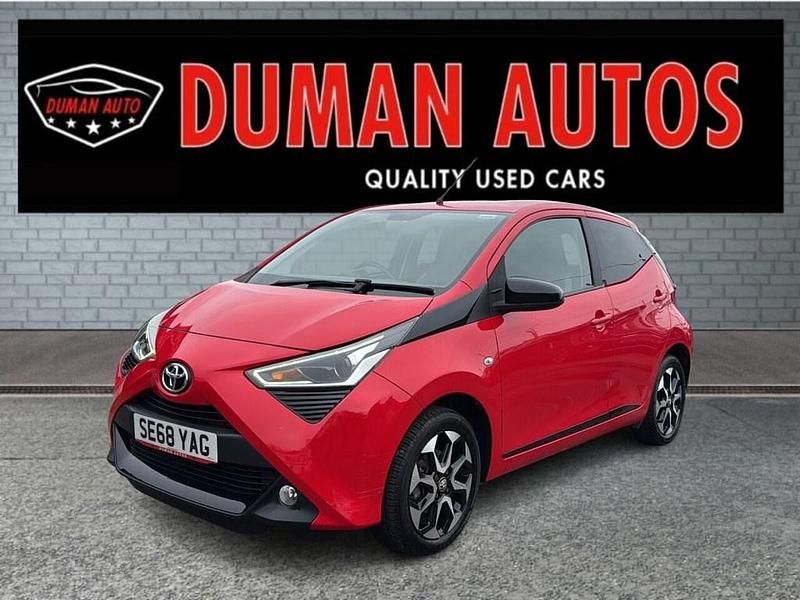 Used Toyota Aygo Trend 71 HP (52 kW) 2019 Red Hatchback