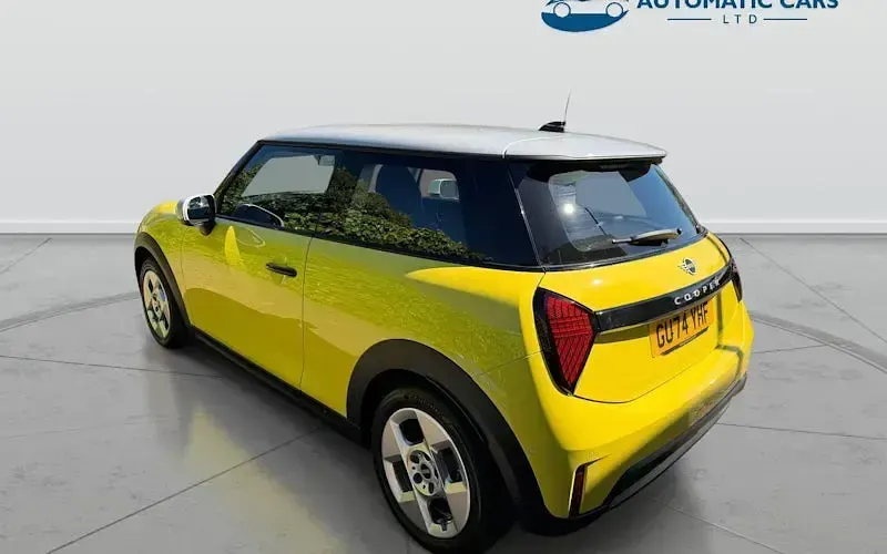 New Mini Cooper Classic 114 kW (156 HP) 2026 Hatchback