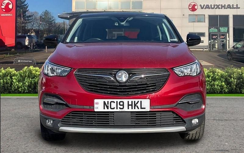 Used Vauxhall Grandland X Sport 131 HP (96 kW) 2019 Red SUV