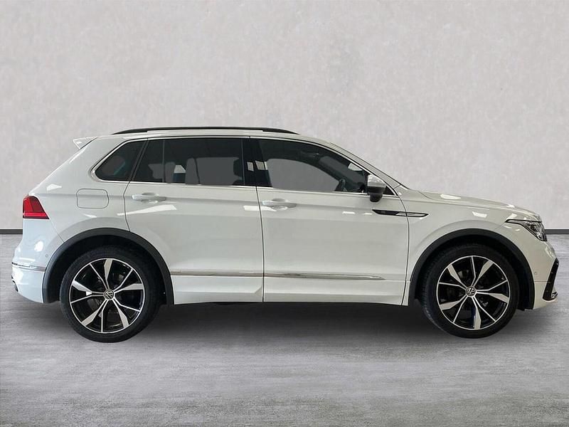 Used VW Tiguan R-line 150 HP (110 kW) 2022 White SUV
