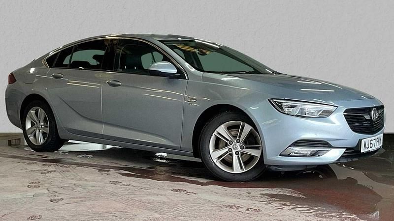 Silver Used 2017 Vauxhall Insignia SRi Hatchback | £7,200 (Fair price) - Image 1/4