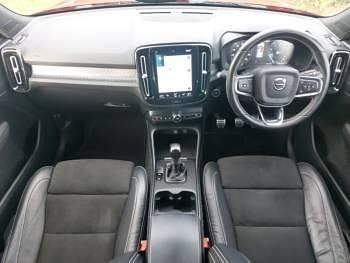 Used Volvo XC40 R-Design Pro 163 HP (119 kW) 2020 Red SUV