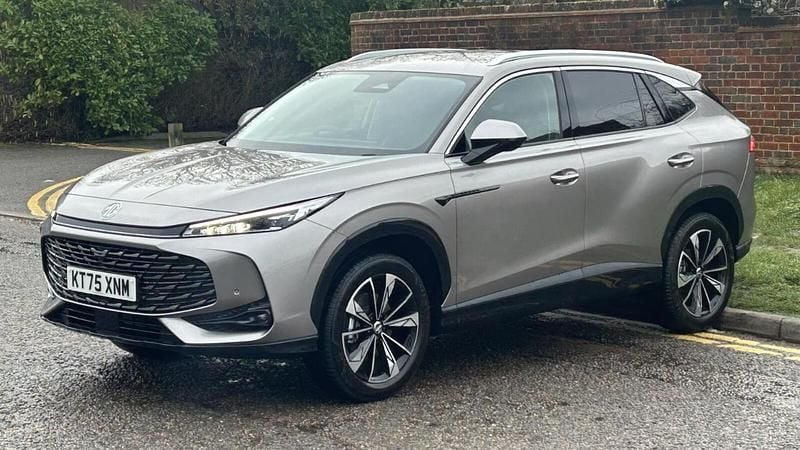 New 2026 MG HS Trophy SUV | £23,999 (Fair price) - Image 1/4