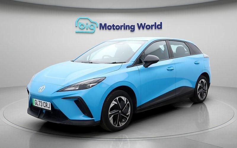 Used MG MG4 EV SE 150 kW (204 HP) 2023 Blue Hatchback