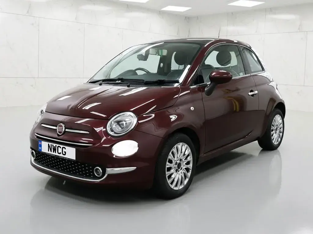 Used Fiat 500 Lounge 69 HP (50 kW) 2019 Red Hatchback