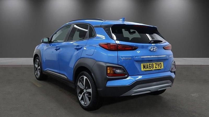 Second-hand Hyundai Kona Premium SE 120 CP (88 kW) 2018 Albastru SUV