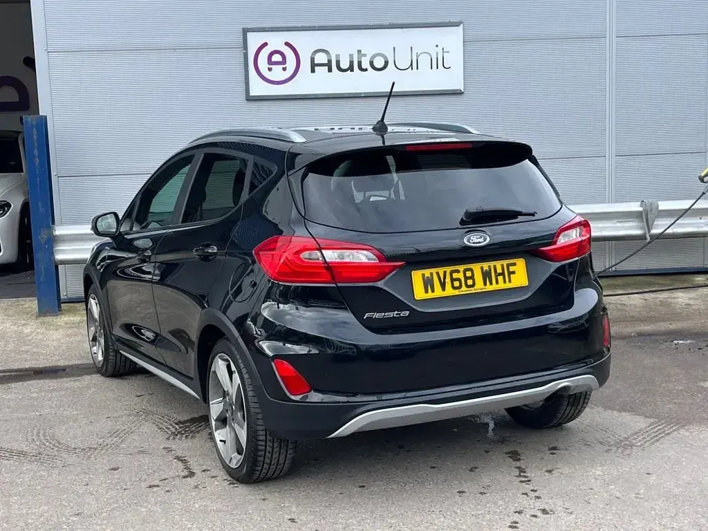 Used Ford Fiesta Active 101 HP (74 kW) 2018 Black Hatchback