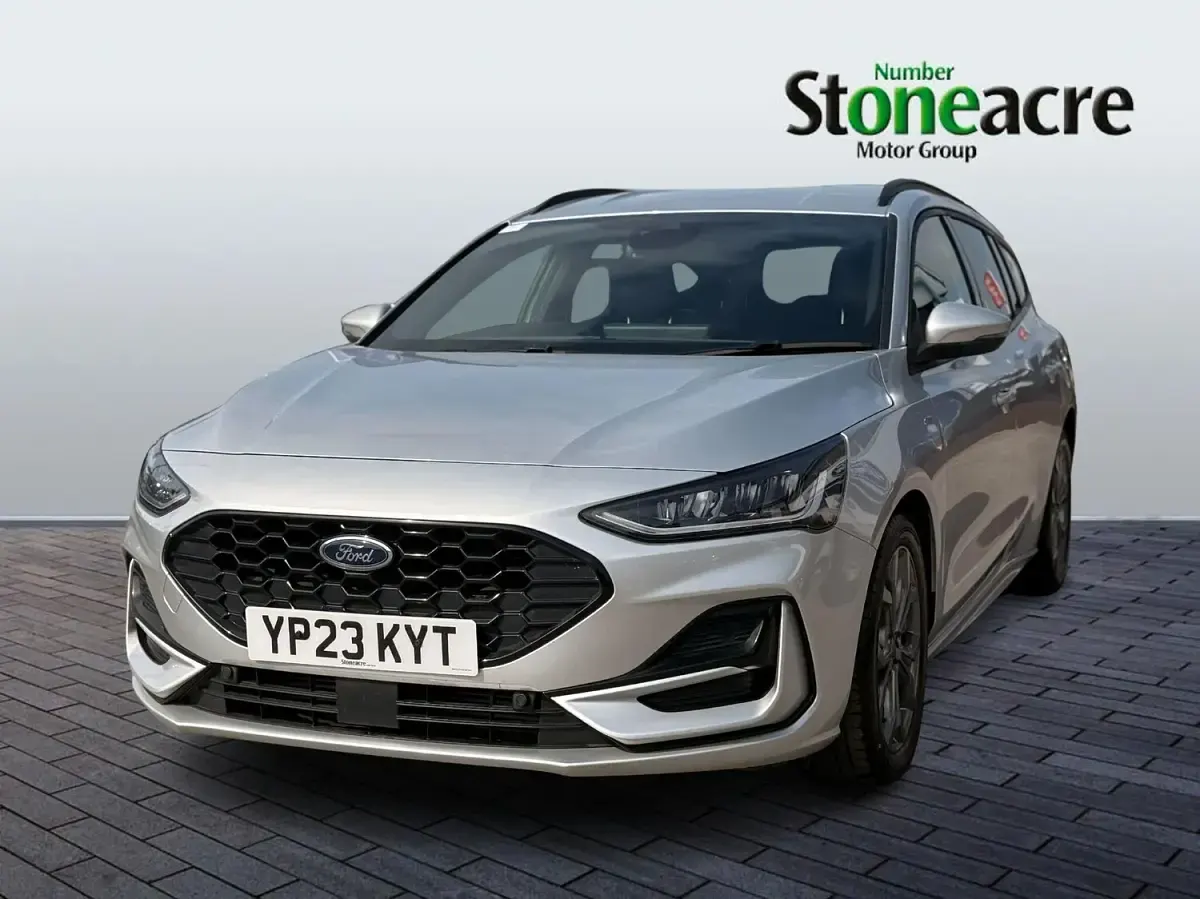 Used Ford Focus ST-Line 155 HP (114 kW) 2023 Silver Estate