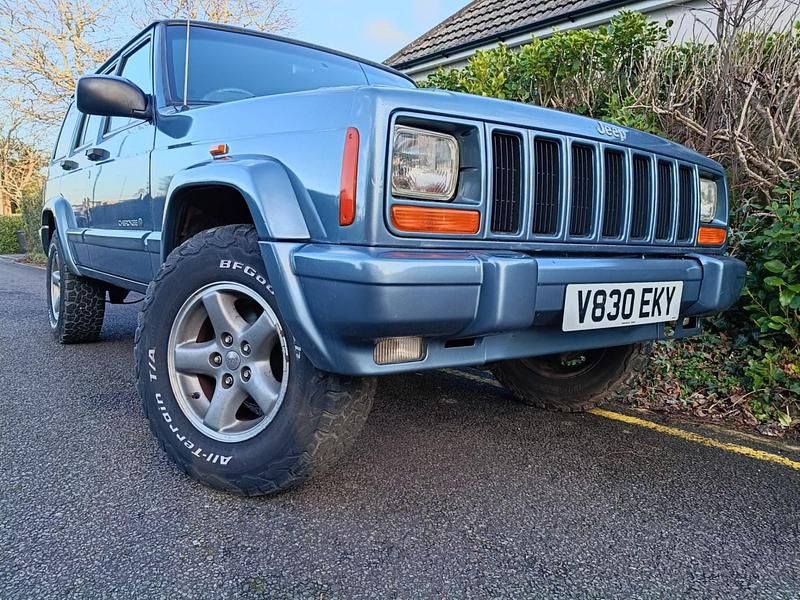 Used Jeep Cherokee 115 HP (84 kW) 1999 Grey SUV