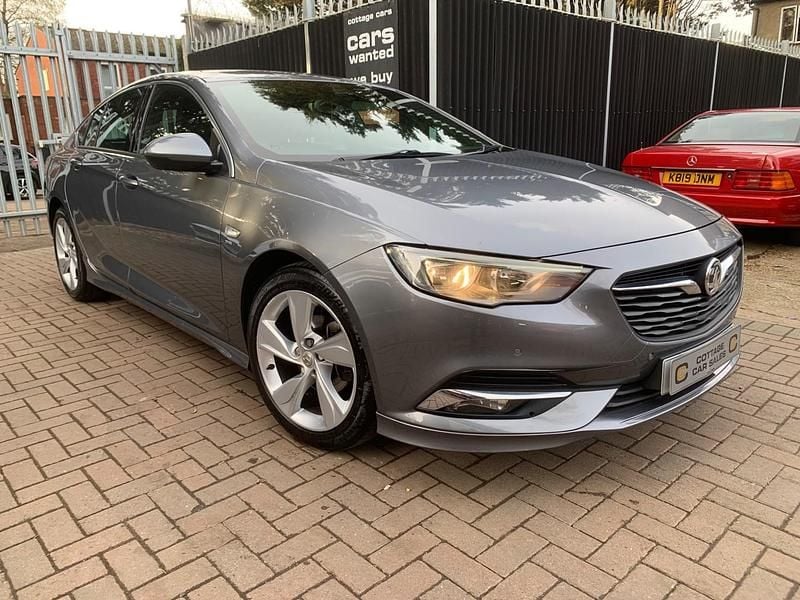 Used Vauxhall Insignia SRi 165 HP (121 kW) 2019 Grey Hatchback