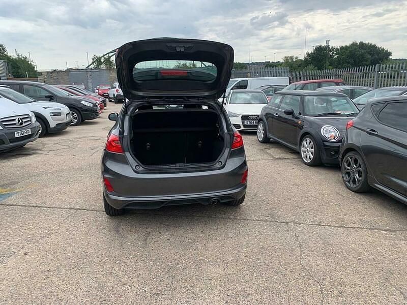Used Ford Fiesta ST-Line 140 HP (102 kW) 2019 Grey Hatchback
