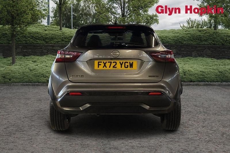 Used Nissan Juke N-Connecta 143 HP (105 kW) 2023 Grey SUV