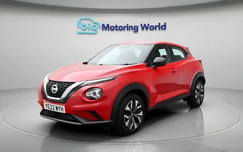 Used Nissan Juke Acenta 117 HP (86 kW) 2022 Red SUV