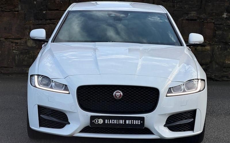 Used Jaguar XF R-Sport 179 HP (131 kW) 2020 Sedan