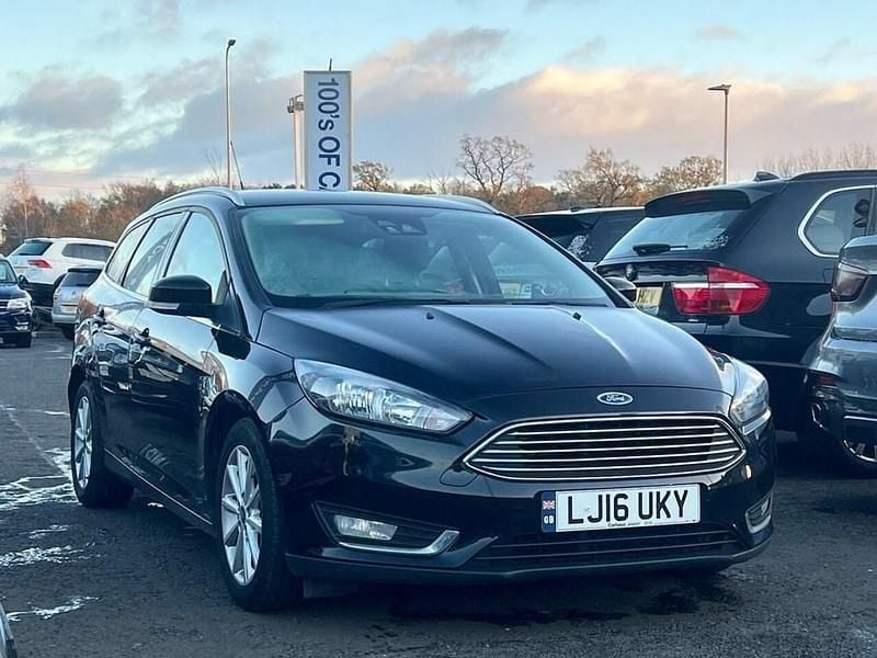 Black Used 2016 Ford Focus Titanium Estate | £7,995 (Fair price) - Image 1/4