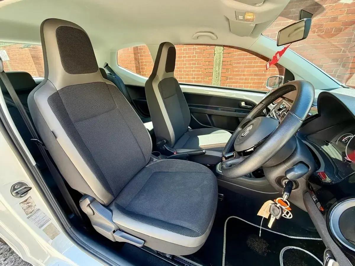 Used VW up! high up! 2013 White Hatchback