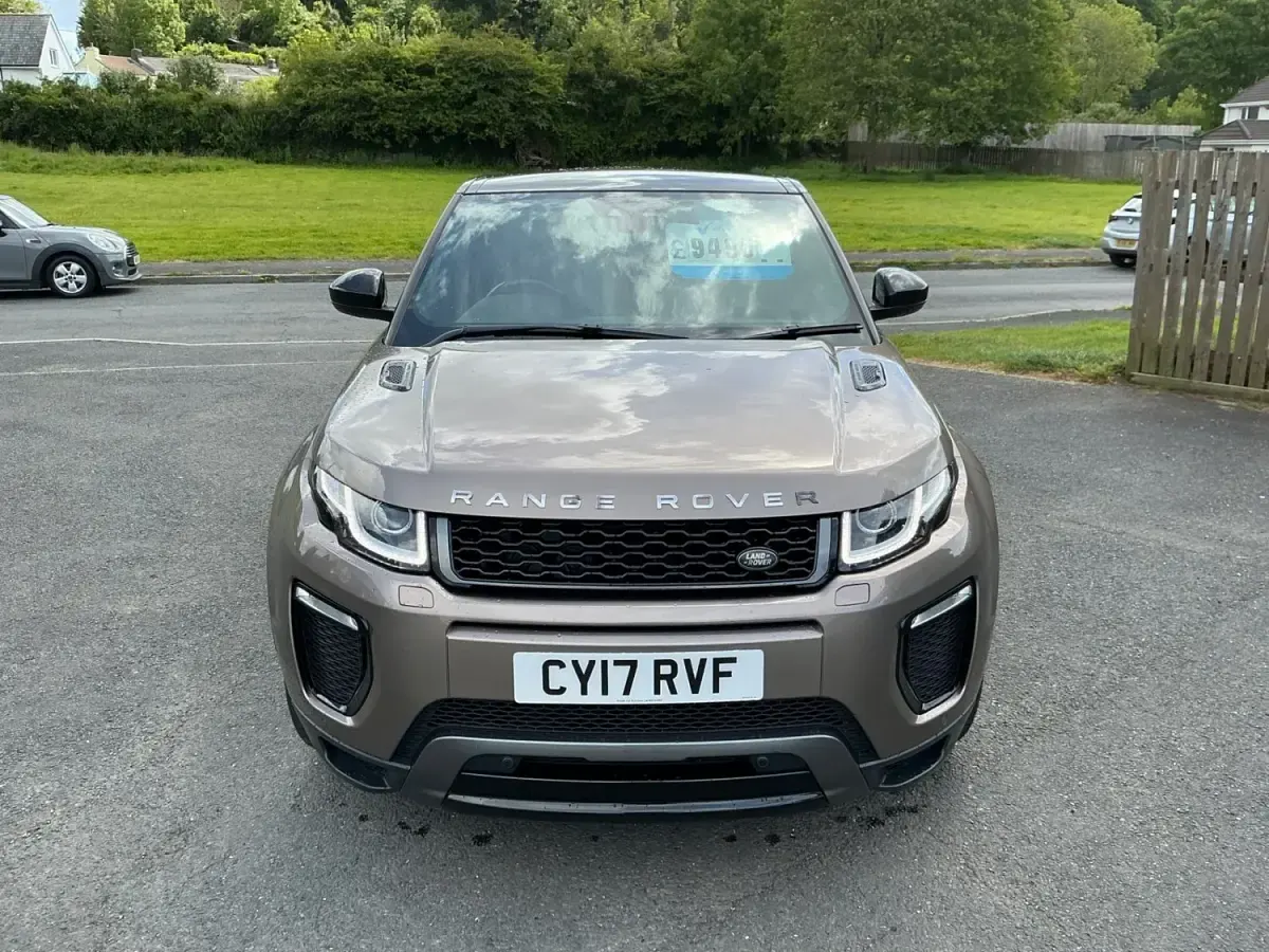 Usado Land Rover Range Rover evoque HSE Dynamic 2017 Marrón Familiar