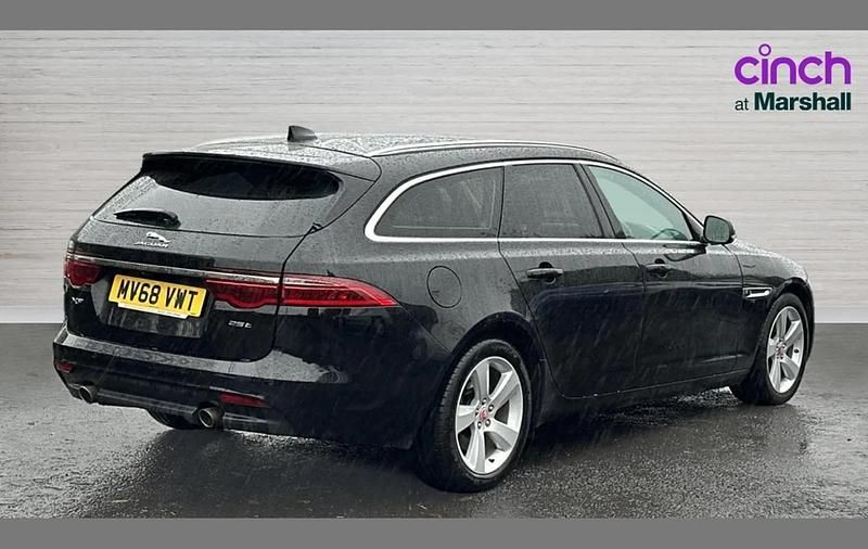Used Jaguar XF Sportbrake Portfolio 247 HP (181 kW) 2018 Black Estate