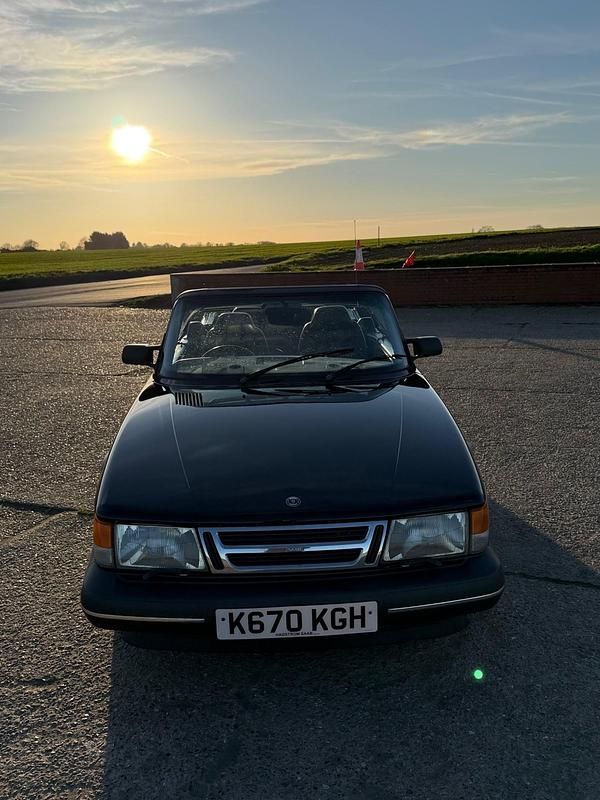 Usado Saab 900 Cabriolet 1992 Preto Cabrios