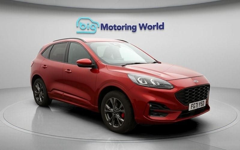 Used Ford Kuga ST-Line 225 HP (165 kW) 2020 Red SUV