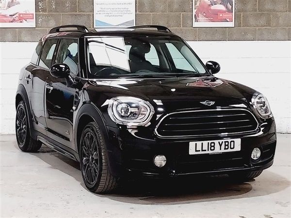 Black Used 2018 Mini Cooper Countryman SUV | £14,490 (Fair price) - Image 1/1