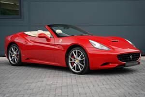Used Ferrari California 460 HP (338 kW) 2010 Rosso corsa Cabriolet