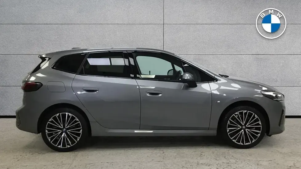 Usado BMW 230e Active Tourer M Sport 322 CV (236 kW) 2025 Gris Monovolumen