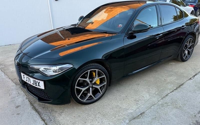 Used Alfa Romeo Giulia Veloce 280 HP (205 kW) 2021 Green Sedan