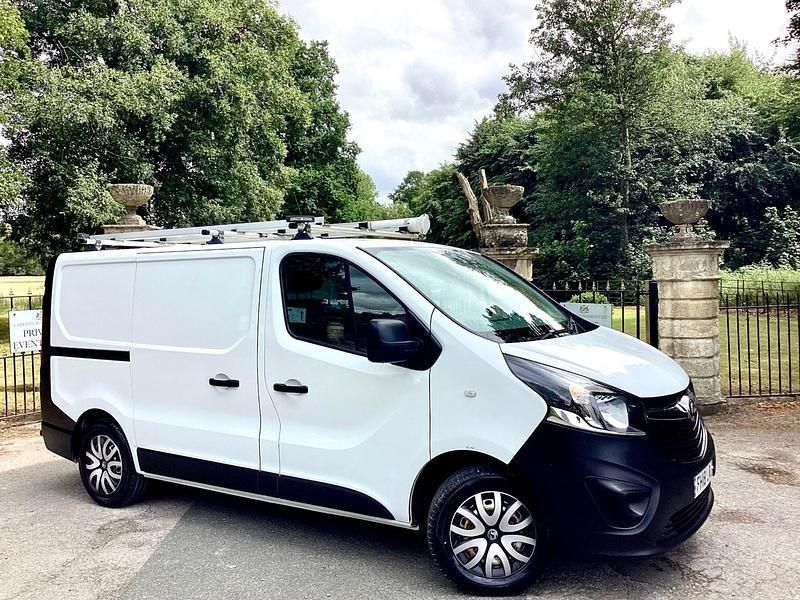 White Used 2018 Vauxhall Vivaro Van | £6,950 (Super price) - Image 1/4