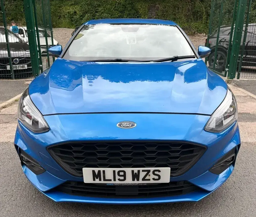 Used Ford Focus ST-Line X 182 HP (133 kW) 2019 Blue Hatchback
