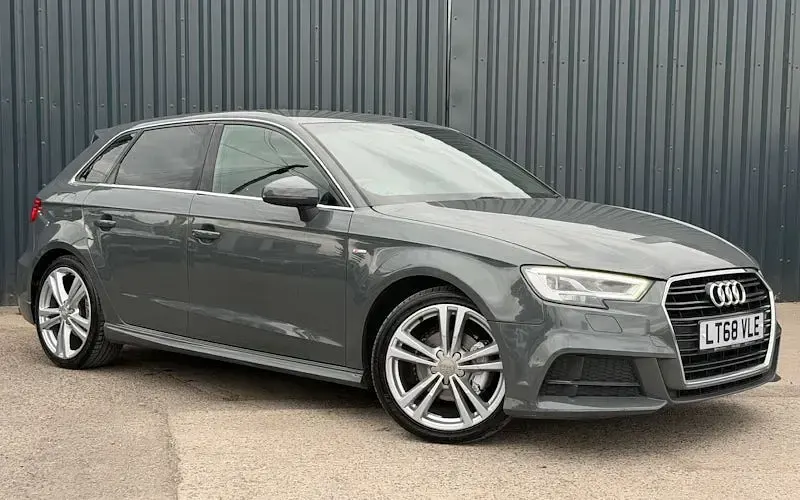 Used Audi A3 Sportback S-Line 150 HP (110 kW) 2018 Hatchback