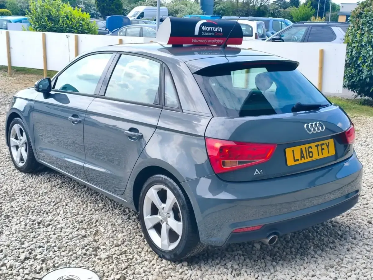 Używany Audi A1 Sport 116 KM (85 kW) 2016 Szary Hatchback