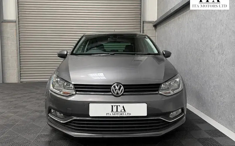 Used VW Polo Edition 75 HP (55 kW) 2017 Grey Hatchback