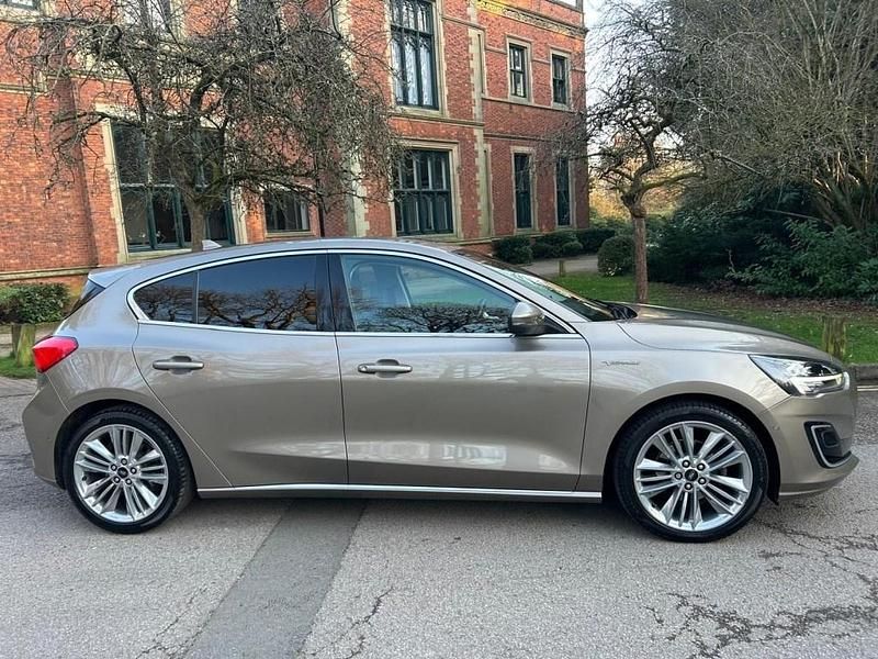 Used Ford Focus Vignale 120 HP (88 kW) 2020 Silver Hatchback