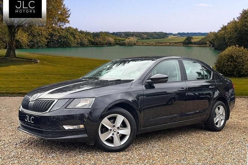 Used Skoda Octavia SE 115 HP (84 kW) 2017 Black Hatchback
