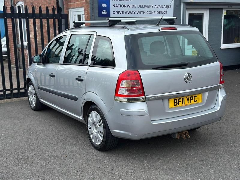 Used Vauxhall Zafira 2011 Silver MPV