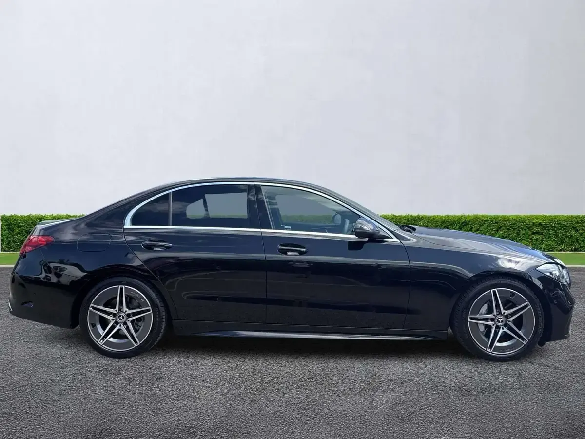 Used Mercedes C220 AMG line 2025 Black Sedan