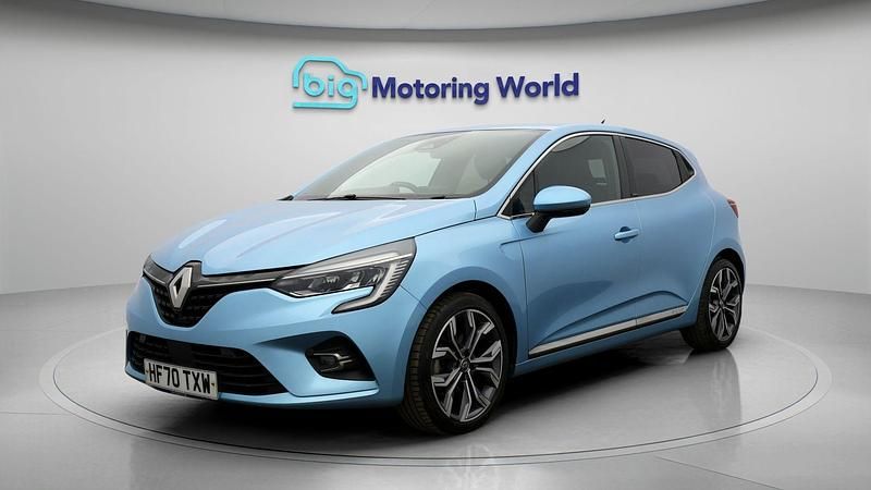 Used Renault Clio V Version S 140 HP (102 kW) 2020 Blue Hatchback