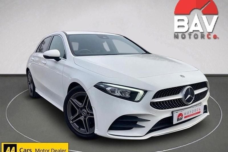 Used Mercedes A180 AMG line 136 HP (100 kW) 2018 White Hatchback